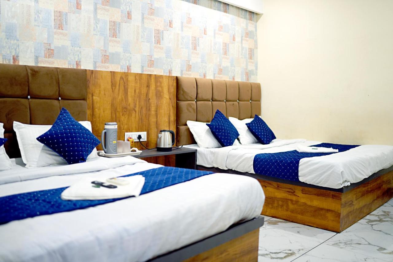 אויאיין Hotel Mahalok Palace מראה חיצוני תמונה