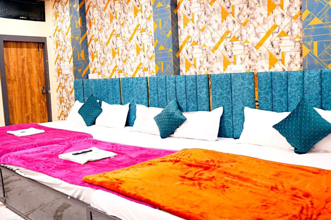 אויאיין Hotel Mahalok Palace מראה חיצוני תמונה